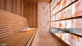 长沙初体验：精油按摩与热石疗法的完美初遇